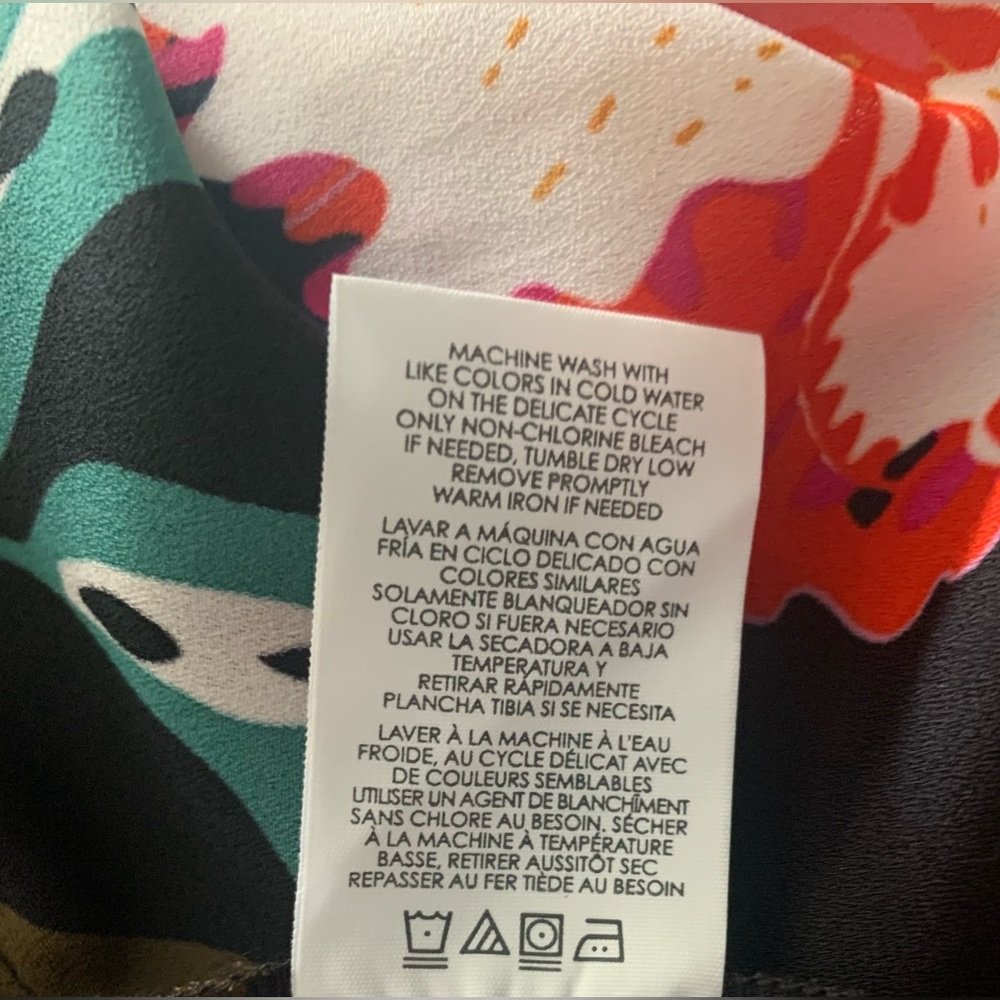 CAbi Hibiscus Top - Picture 7 of 11